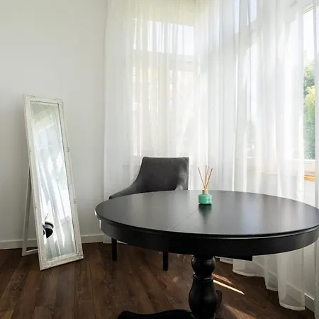 Victus Apartamenty, Atelier 아파트 소포트